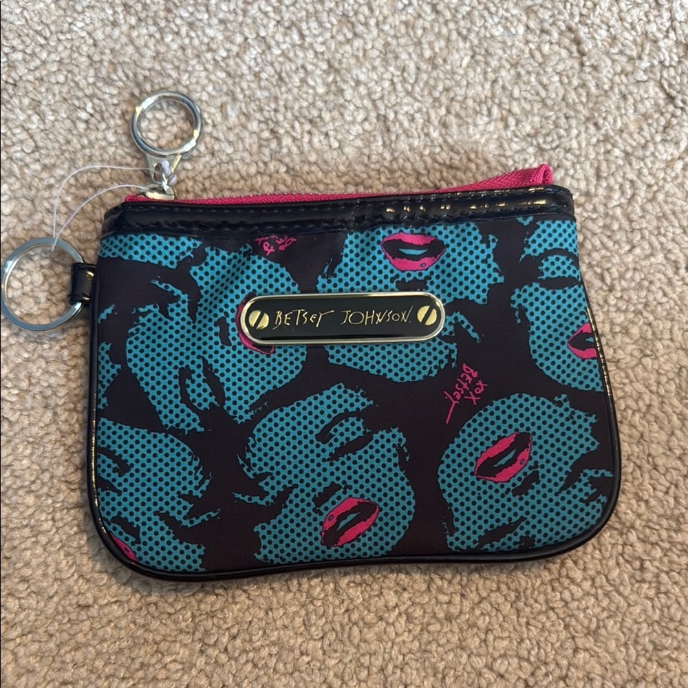 Betsey Johnson NWOT Black and Teal Marilyn Monroe Clutch